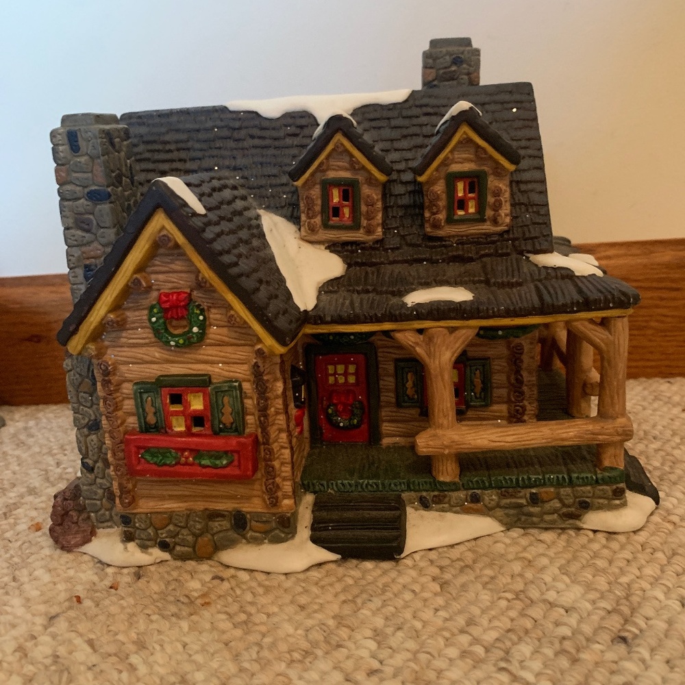 Santa’s Workbench Collection 2000 Black Bear Lodge